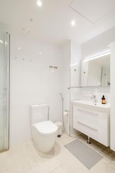 Fabulous Morden Apartment In Helsinki Bagian luar foto